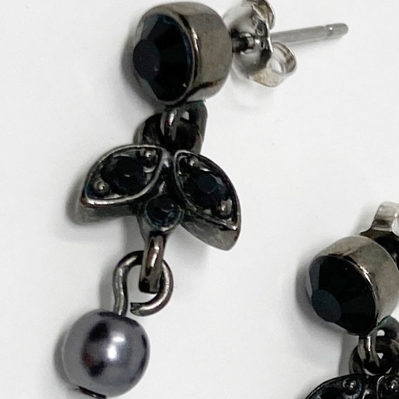 VINTAGE | Black stone drop earrings - Picture 4 of 4